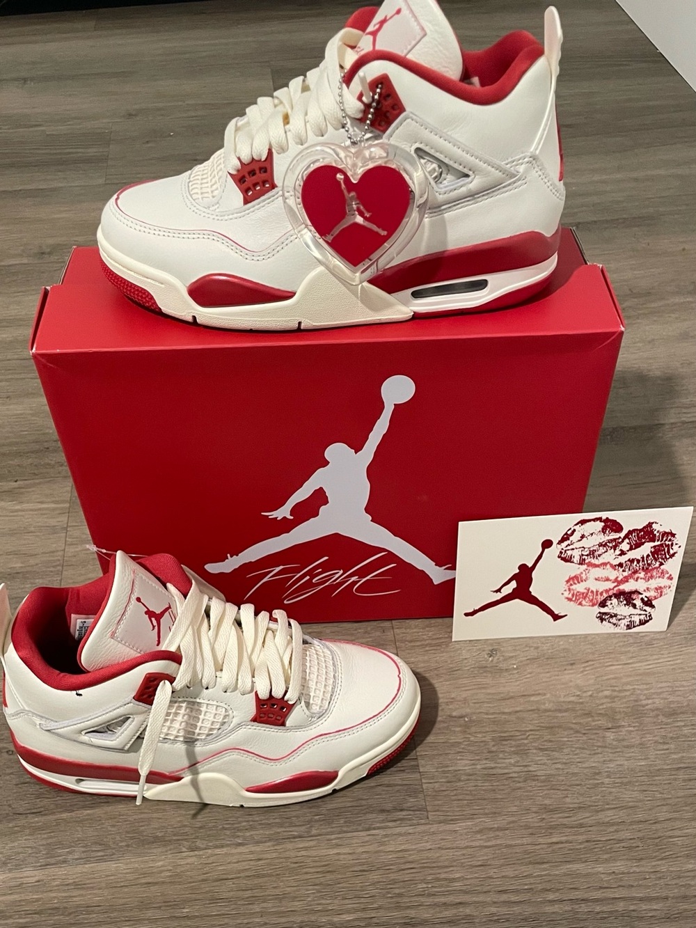 VALENTINE DAY JORDAN 4 RETRO